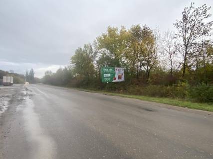 Билборд A в Хотине, 3*6  вул. Т. Шевченка (біля в*їзного знака м. Хотин) фото 1