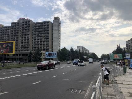 Билборд B в Ужгороде вул.Минайська-просп.Свободи(гот.Закарпаття), напр-вулГрушевського фото 1