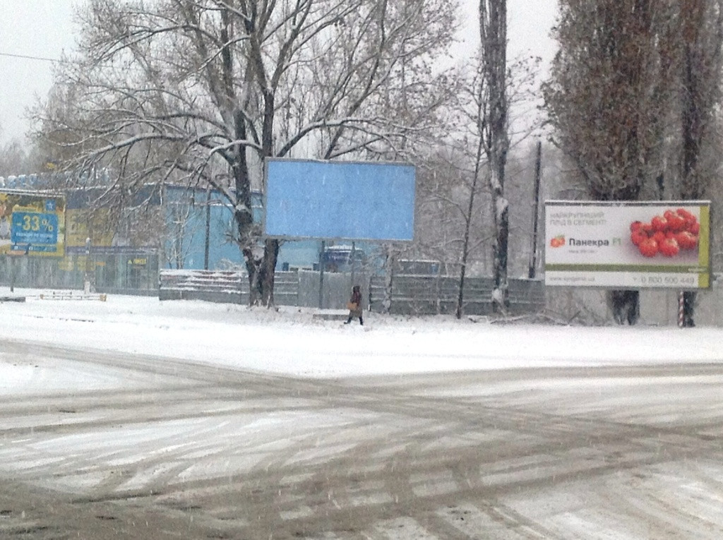 Билборд Никополь,  вул.Електрометалургів - вул.Героїв Чорнобиля на світлофорі