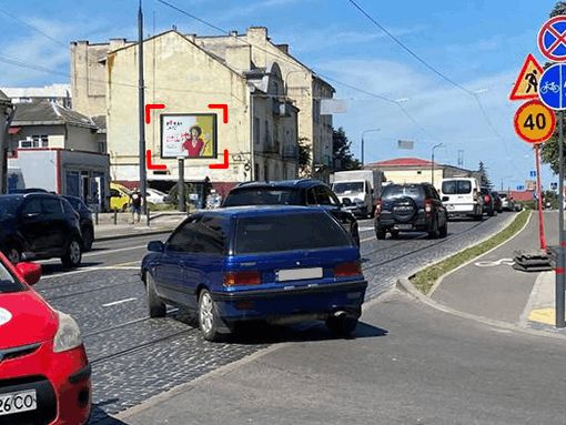 Бэклайт Львов,  вул. Шевченка, 77 (біля зупинки), розмір 2,3 х 3,2 м беклайт