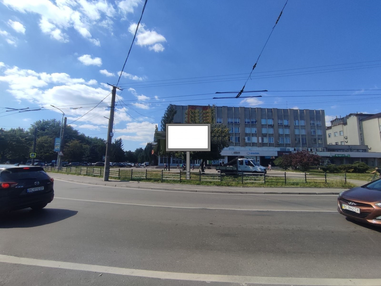 Скролер, скрол Львів,  вул. Липинського – Пр. Чорновола (на кільці)