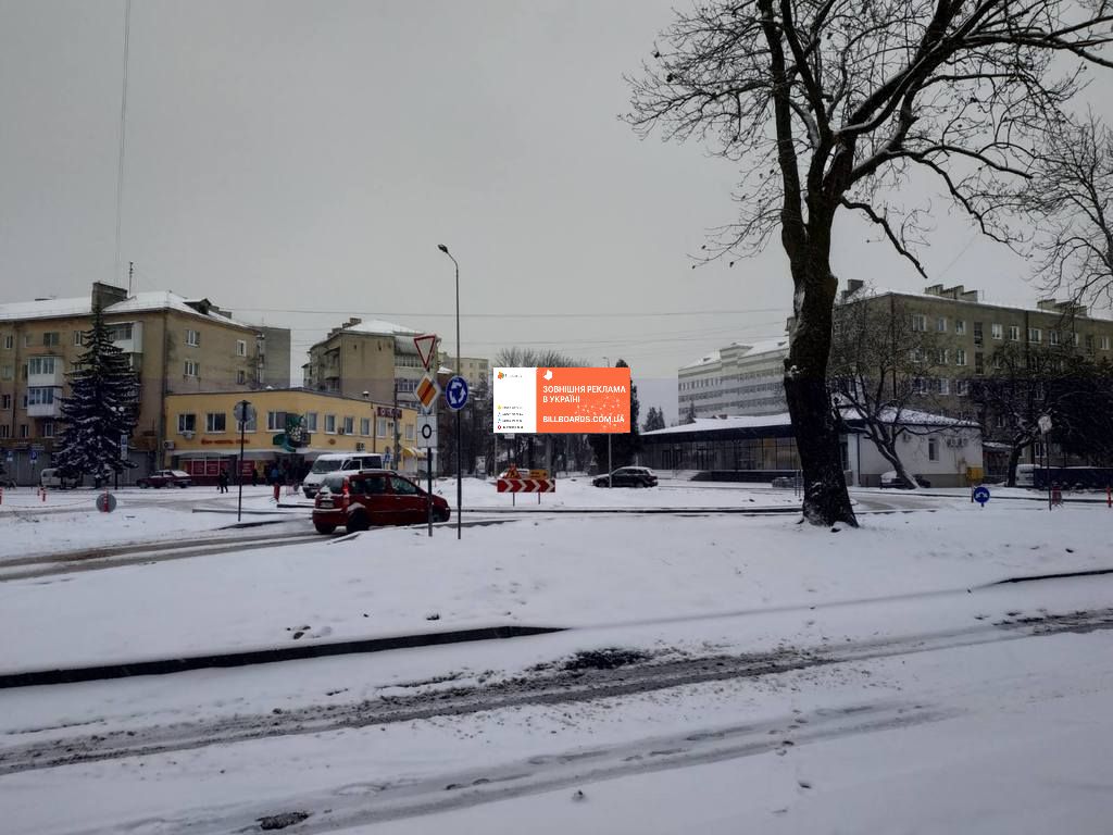 Призма Ивано-Франковск,  Довга до "Панорами Плаза" призма, Берегова