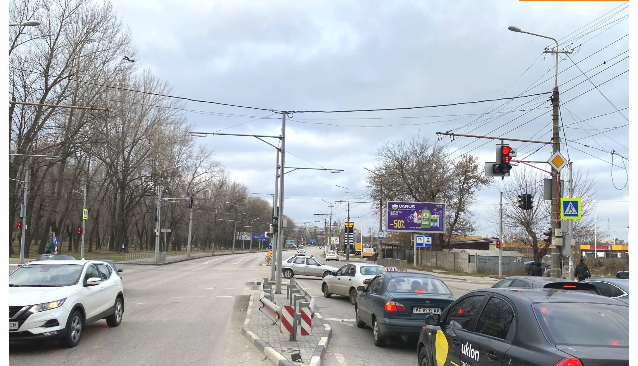 Призма A в Днепр (Днепропетровск), 3х6 Запорожское шоссе - Генерала Пушкина  ул., в сторону Хмельницкого пр. - 218197 | Billboards.com.ua