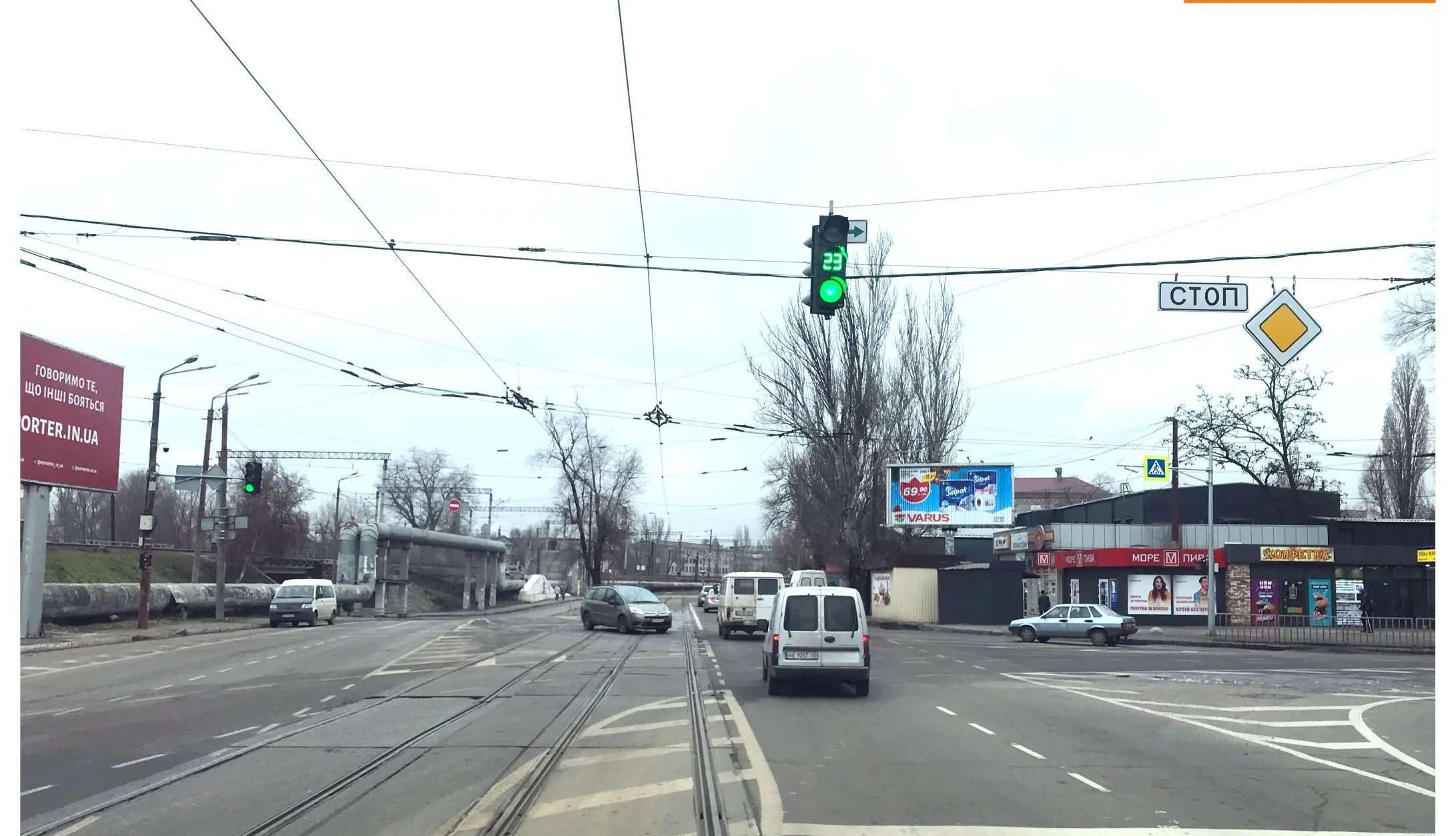 Призма A в Днепр (Днепропетровск), 3х6 Мануйловский пр. - Каруны ул. - 8438  | Billboards.com.ua