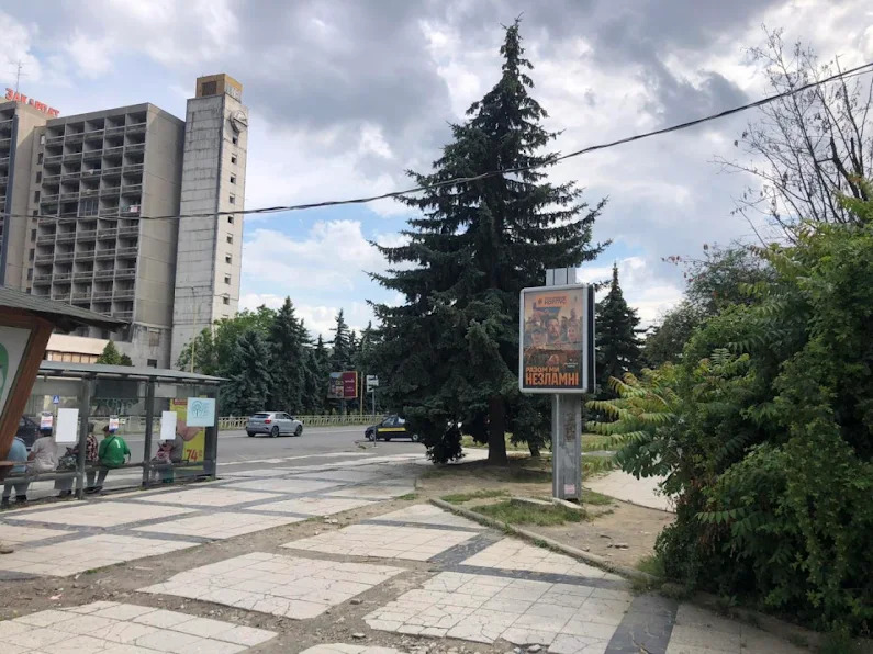 Ситилайт Ужгород,  "юніпол" пл.Кирила і Мефодія,4(Укртелеком)центр,пішохідна зона,ТЦ "Україна"