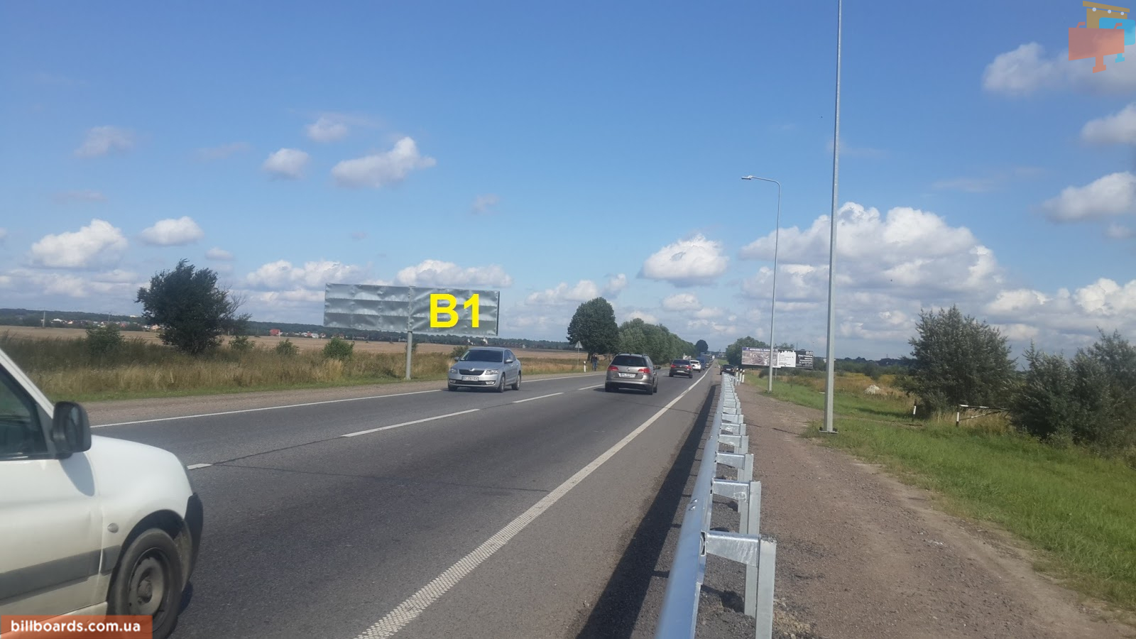 Білборд, бігборд (борд)  Львів траси,  Обїздна М-06, Київ-Чоп, біля гот. Рафаель в сторону Лео кераміки 2 (правий)