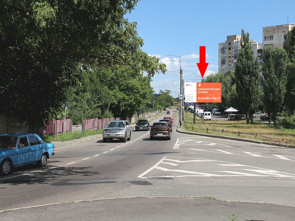 Призматрон, призма Київ,  Науки пр., 86 в бік Столичного шосе