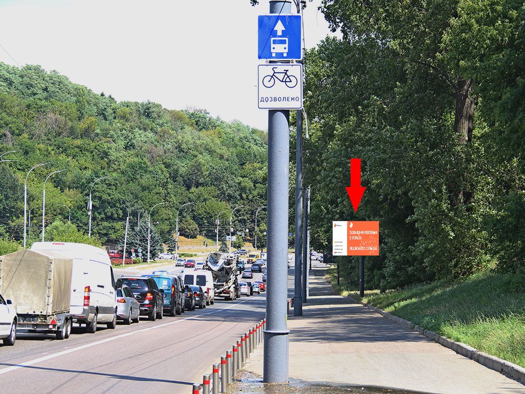 Видеоборд Киев,  Миколи Міхновського бул. (колиш. бул. Дружби Народів), 150м. до пл. ГВОВ, в сторону мосту Патона