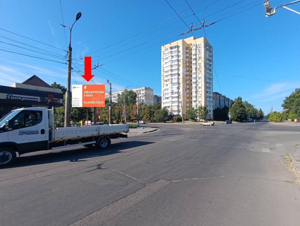 Білборд, бігборд (борд)  Херсон,  49-ї Гвардійської дивізії вул. / Покришева вул., В центр