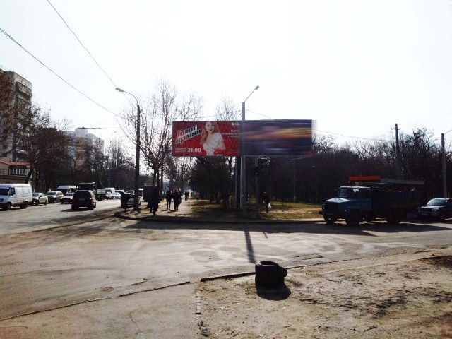 Білборд, бігборд (борд)  Одеса,  Грушевського вул., 52 (сквер) - Братів Поджио вул. (лівий)