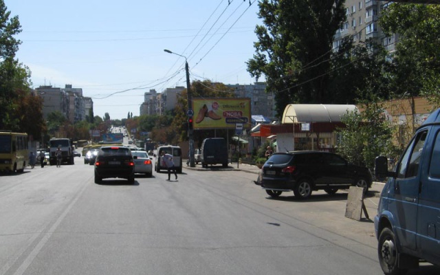 Білборд, бігборд (борд)  Одеса,  Корольова вул., 92