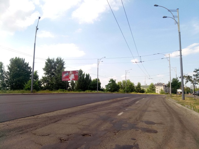 Борд Киев,  Драйзера Т. вул., 46 (напроти)