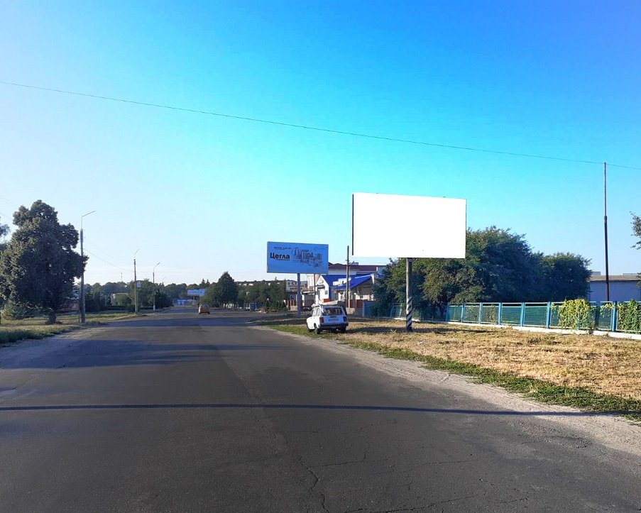 Білборд, бігборд (борд)  Корсунь-Шевченківський,  вул. Ювілейна, 17 (район автостанції)