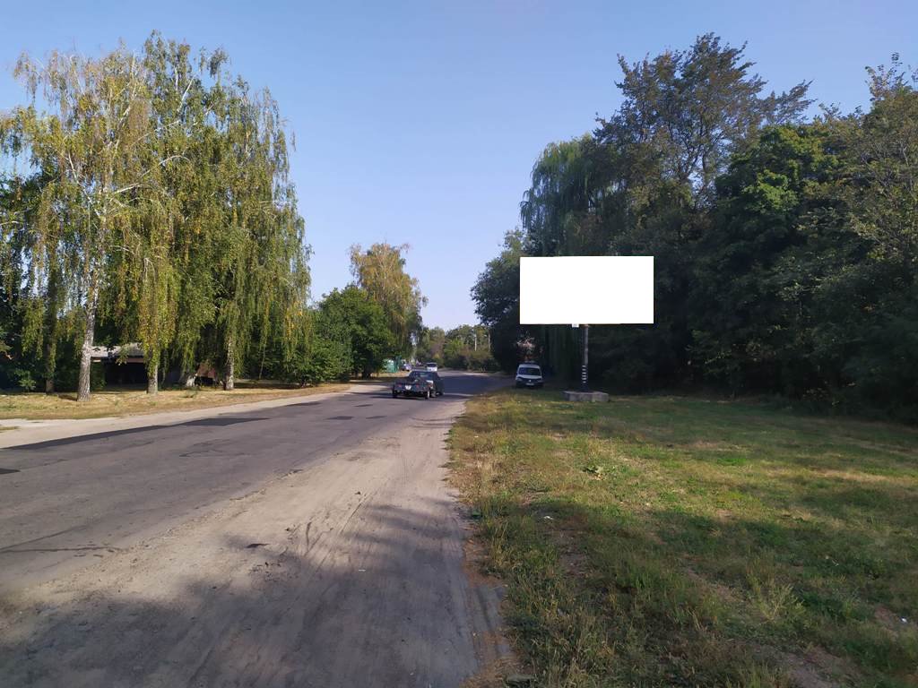 Билборд Лубны,  на розі вул.Драгоманова та вул.Молодіжної