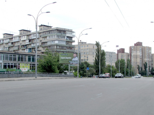 Билборд Киев,  Йорданська (Лайоша Гавро), 20 (Супермаркет"Фора")  рух в напрямку проспекту Степана Бандери, ліворуч