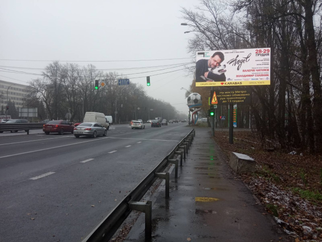 Видеоборд Киев,  Глушкова Академіка пр-кт, 42 (АЗС "ВОГ", в'їзд в місто, 700 м до ст.м. "Теремки" на світлофорі)