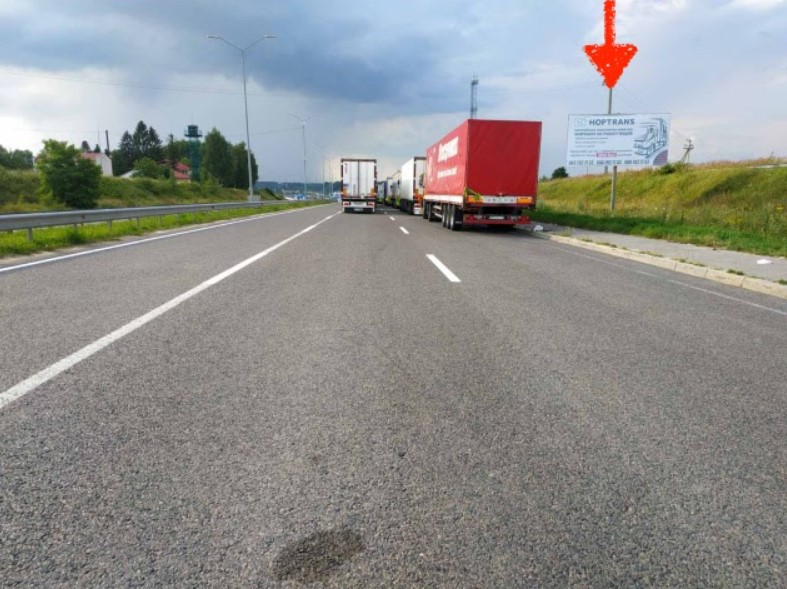 Билборд Львов,  Рава-Руська, кордон, на кордон з респ. Польща, автодорога Львів - Рава - Руська (М-09), 50м. до пограничного посту