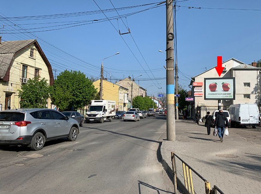 Білборд, бігборд (борд)  Львів,  вул. Головна, 203