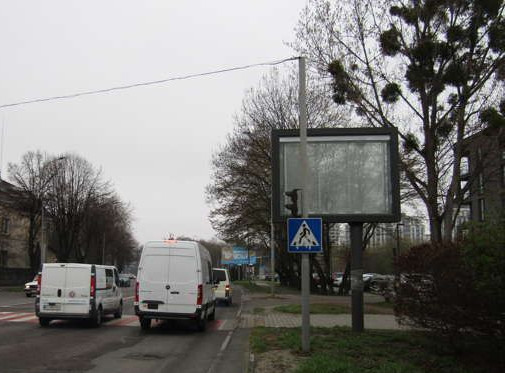 Скролер, скрол Львів,  Вячеслава Липинського вул., 50