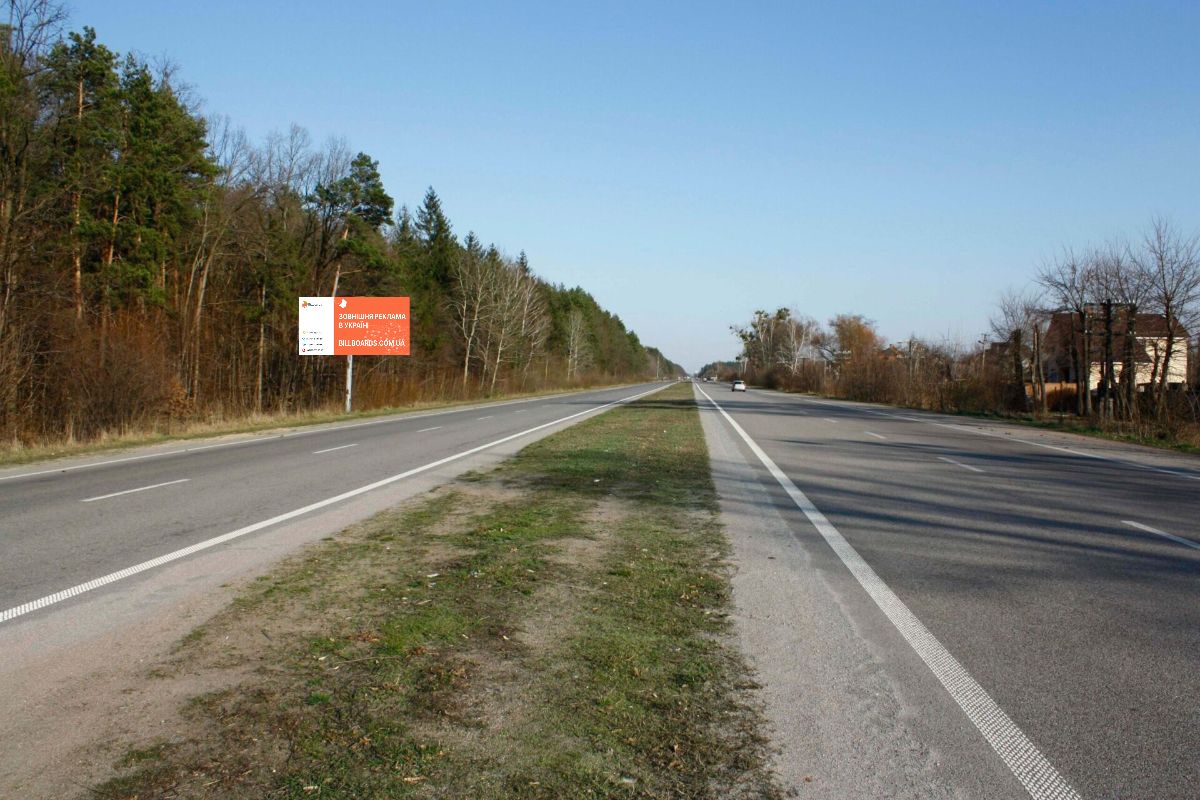 Білборд, бігборд (борд)  Житомир,  траса Київ-ЧОП М-06 150 + 600 (право) с. Іванівка