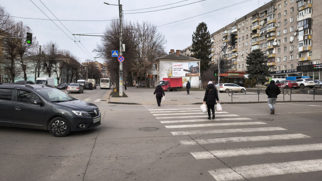 Призматрон, призма Житомир,  Велика Бердичівська , 45