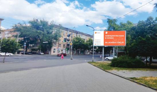 Призматрон, Призма A у Запоріжжі, 6x3  пр. Соборний вул. Тургенєва, призма - 530850 Фото 1