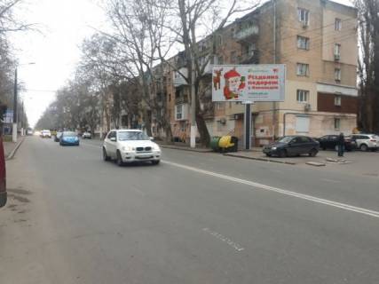Билборд A в Одессе, 3х6  Сегедськая вул., 10 фото 1
