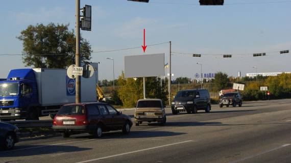 Білборд, Бігборд (Борд)  B у Дніпро (Дніпропетровськ) просп. Слобожанський (Газ. Правда), поворот на Метро, біля світлофора Фото 1