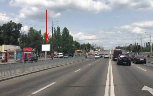 Білборд, Бігборд (Борд)  B у Дніпро (Дніпропетровськ), 3.14х2.32  просп. Слобожанський в районі буд. №13, біля маг. "EVA", на зупинці, на світлофорі Фото 1