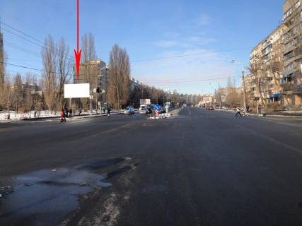 Билборд B в Днепр (Днепропетровск) t210B,просп. Героїв - бульв. Слави фото 1