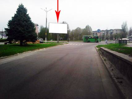 Білборд, Бігборд (Борд)  A у Кам'янське (Дніпродзержинськ), 6х3  просп. Свободи - просп. Ювілейний, напрямок від залізничного вокзалу Фото 1