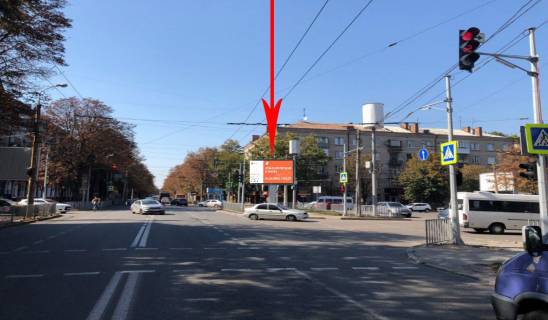 Скролер, Скрол A у Дніпро (Дніпропетровськ), 3.14х2.32  вул. Титова - просп. Олександра Поля, на розділовій смузі, на світлофорі - 289461 Фото 1