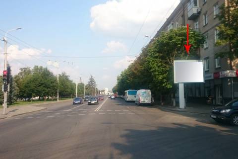 Скролер, Скрол A у Дніпро (Дніпропетровськ) s054А7,вул. Січеславська Набережна (Наб. В. І. Леніна) - вул. Воскресенська (Леніна) напрям до Нового мосту, ПУМБ, біля світлофора - 230835 Фото 1