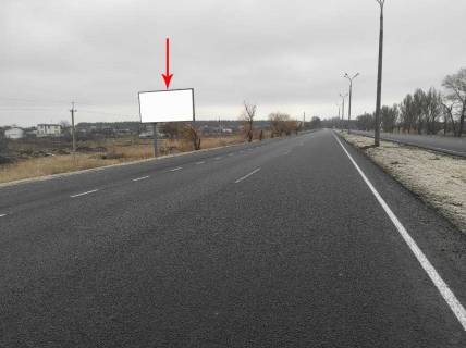 Білборд, Бігборд (Борд)  B у Новоселівці, 6х3  А/д M-30 Стрий-Умань-Дніпро-Ізварине (через мм Вінницю, Кропивницький), км 998+332 (ліворуч) Фото 1