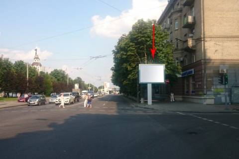 Скролер, Скрол A у Дніпро (Дніпропетровськ) s052А3,вул. Січеславська Набережна (Наб. В. І. Леніна) - вул. В. Мономаха (Московська), напрям до Нового мосту, біля світлофора - 230817 Фото 1