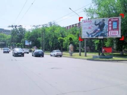 Билборд A в Черновцах вул. Героїв Майдану, 194 фото 1