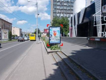 Ситилайт A в Львове пр. Чорновола (нічний клуб "Міленіум"), місце 2 фото 1