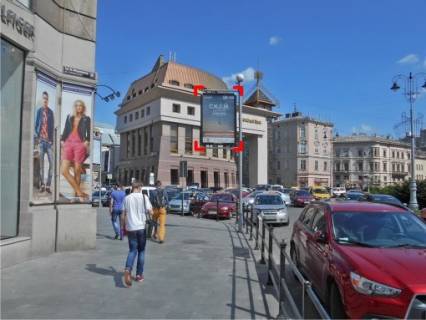 Ситилайт B в Львове пл. Міцкевича (біля Будинку Книги), місце 1 фото 1