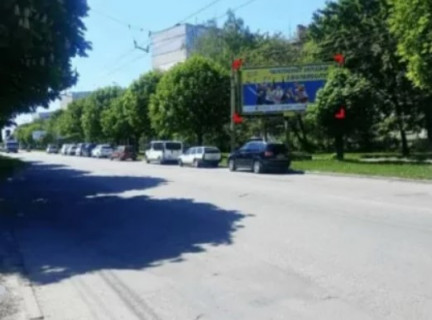 Билборд A в Черновцах вул. Комарова, 6 фото 1