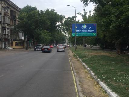 Билборд A в Одессе, 3x6x2  Гагаріна пр., 10 фото 1