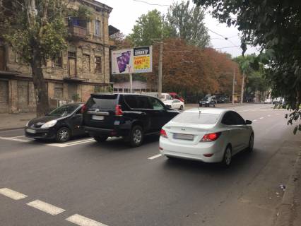 Билборд B в Одессе, 3x6x2  Розумівська вул. / Мечнікова вул. фото 1
