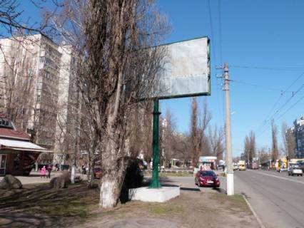 Билборд B в Кременчуге, 3 х 6  просп. Л.Українки, 78/19, р-н перехр. з вул. В.Інтернаціоналістів фото 1