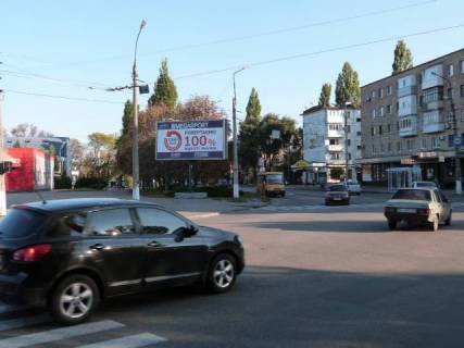 Призматрон, Призма B у Кременчуці, 3 х 6  просп. Свободи, перехр. з вул. Халаменюка і вул. Соборною, район супермаркетів «АТБ», «МаркетОпт», кафе "Барчік",  ДК "Кредмаш" - 108931 Фото 1