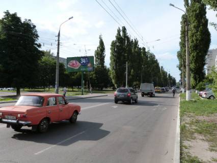 Билборд B в Кременчуге, 3 х 6  просп. Л.Українки, перехр. з вул. Керченською, навпроти супермаркету «МаркетОпт», зупинка «Керченська» фото 1