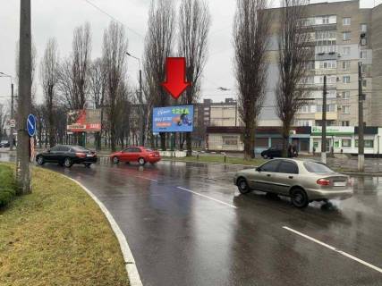 Білборд, Бігборд (Борд)  A у Кременчуці, 3 х 6  просп. Л.Українки, коло Пивзавода, заїзд на міст, перехр. з просп. Свободи, р-н гіпермаркету «МаркетОпт», напрямок у центр (праворуч) Фото