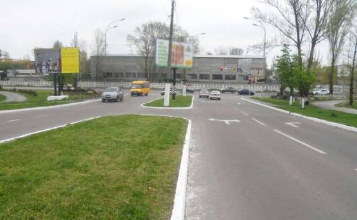 Билборд B в Вышгороде  пр-т Шевченко/Набережная (выезд) на Киев,на ГЭС (В) (щит на обочине) фото 1