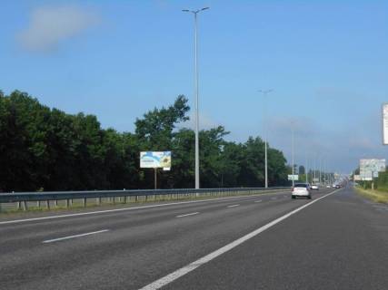 Билборд B в Мрії с. Мрія, траса М-06 "Київ-Чоп" (Житомир), км 30+100 ліво, через 150м після АЗС Motto, через 300м після "Camper group" фото 1