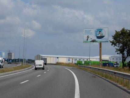 Билборд A в Бровары Траса М-01 "Київ-Чернігів-Нові Яриловичі", км 26+000 право, об'їзд м. Бровари, розв'язка з трасою Р-03 (Північно-Східний об'їзд м. Київ), через 400м після ІКЕА Україна фото 1