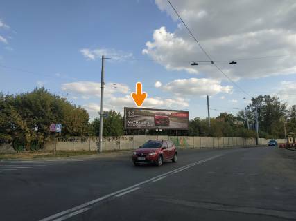 Білборд, Бігборд (Борд)  B у Харкові, 6х3х1  Першого Травня м-н - Іподром (із центру лівий) (Б) Фото 1