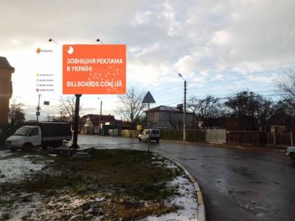 Білборд, Бігборд (Борд)  B у Бучі, 6*3  на розі вул. Жовтнева та вул. Вокзальна (на з/д переїзді) Фото 1
